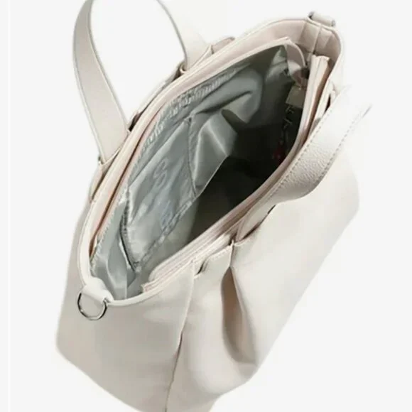 Co-Lab Cream Cruise Port Shoulder Bag New with Tags - Picture 3 of 4